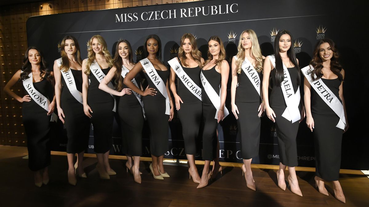Tři blondýnky, šest brunetek a jedna černovláska. Tohle je 10 nejkrásnějších dívek Miss Czech Republic. Jak se vám líbí?